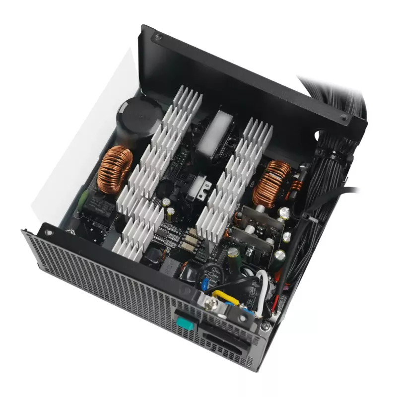 Barošanas bloks DeepCool PL550D 550W ATX 3.0 80 PLUS Bronze, 120mm ventilators, nemodulārs, 6 SATA, 3x 6+2 PCIe
