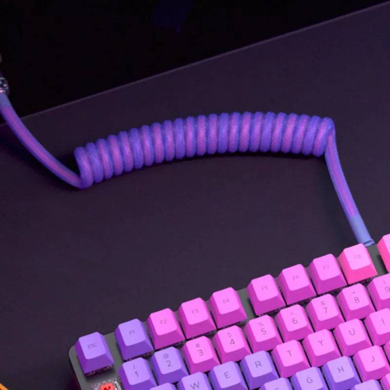 Spirālveida USB kabelis GLORIOUS GMMK Nebula 1,5 m RGB tastatūrām