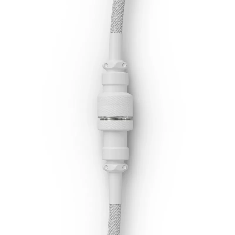 Spolēts USB kabelis GLORIOUS GMMK Ghost balta (GLO-KB-ACC-CBL-COIL-GWHT) – spolēts tastatūras kabelis, Ghost balta krāsa