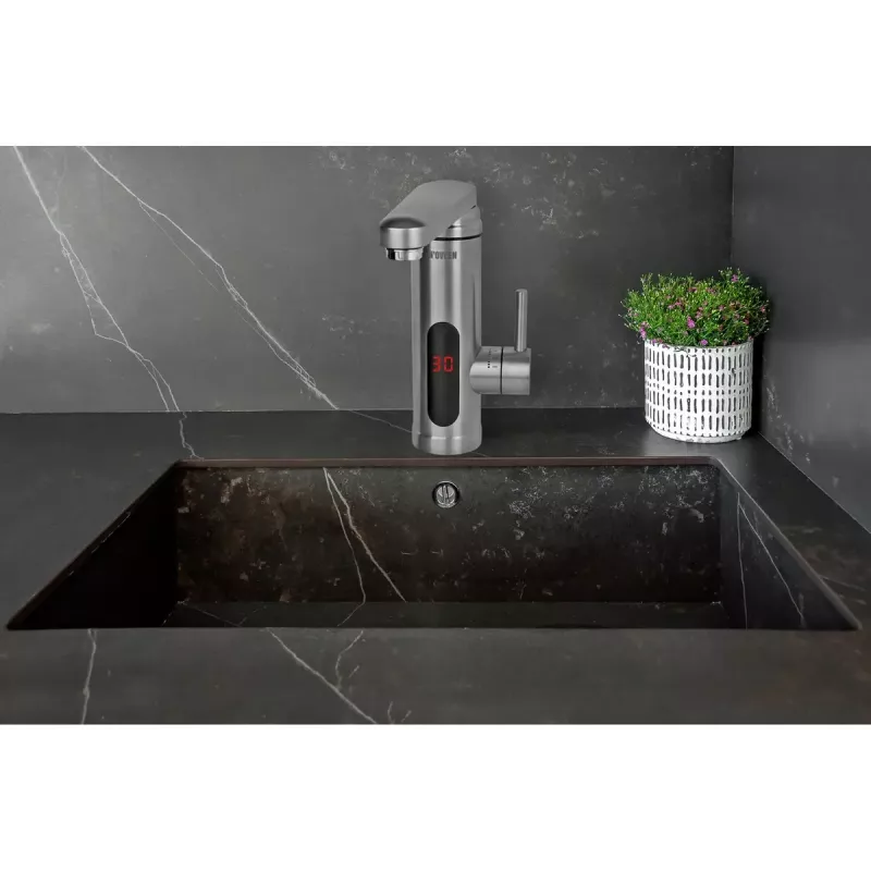 Caurplūdes ūdens sildītājs NOVEEN IWH560 5,5 kW, nerūsējošais tērauds, uzstādāms uz virsmas, maks. plūsma 2,5 l/min, IPX4