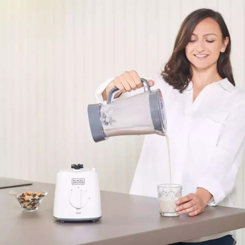 Galda blenderis Melns & Decker BXJB500E — 1,5 L stikla trauks, 500 W, 2 ātrumi, pulsa režīms, ledus smalcināšana