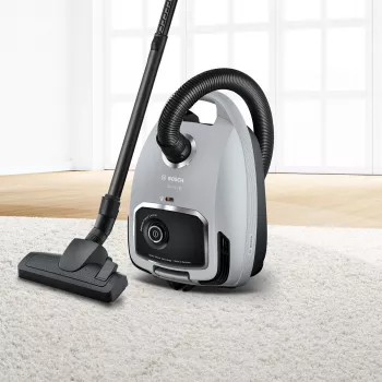 Bosch Serie 6 BGB6X330 putekļu sūcējs — 600 W, HEPA 13, 4 L putekļu maiss, cietajiem grīdas segumiem un paklājiem, 6 kg, pelēks/melns
