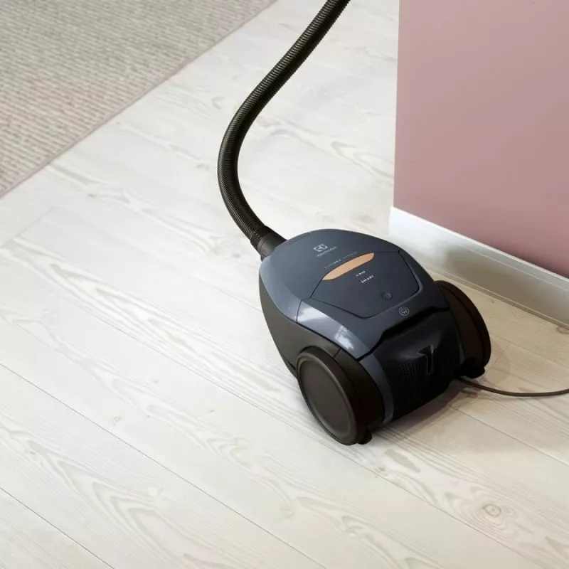 Cilindriskais putekļsūcējs Electrolux PD82-8DB, sausā tīrīšana, putekļu maisiņš, 3,5 l, EPA E12, 12 m darbības rādiuss