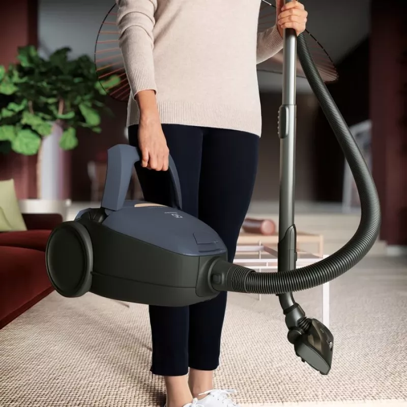 Cilindriskais putekļsūcējs Electrolux PD82-8DB, sausā tīrīšana, putekļu maisiņš, 3,5 l, EPA E12, 12 m darbības rādiuss
