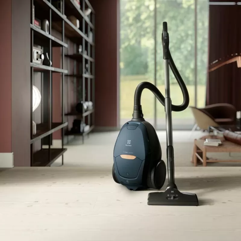 Cilindriskais putekļsūcējs Electrolux PD82-8DB, sausā tīrīšana, putekļu maisiņš, 3,5 l, EPA E12, 12 m darbības rādiuss