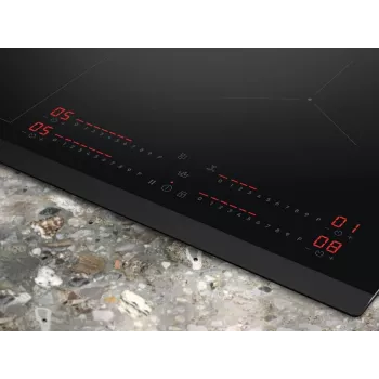 Electrolux Serie 700 EIS62453 Melns Built-in 60 cm Zone induction hob 4 zone(s)
