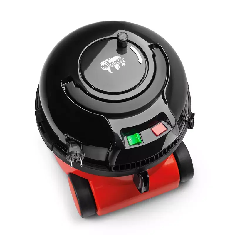 Cilindra putekļsūcējs NUMATIC HENRY HVR200-11 — 9 l putekļu maiss, 620 W, HEPA 11, 10 m vads, sarkans