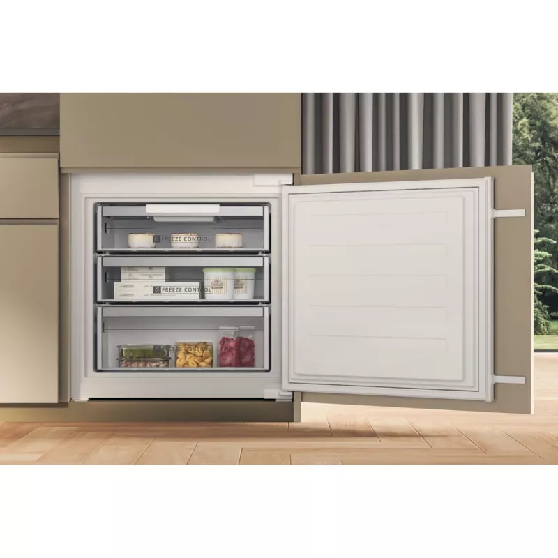 Whirlpool SP40 812 EU 2 Iebūvējams 400 L balts