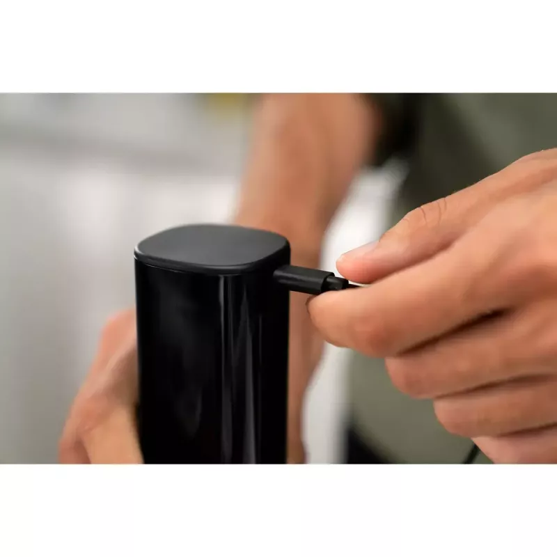 ZWILLING ENFINIGY 53103-701-0 elektriskā sāls un piparu dzirnaviņas, melna plastmasa, augstums 200 mm, litija jonu baterija