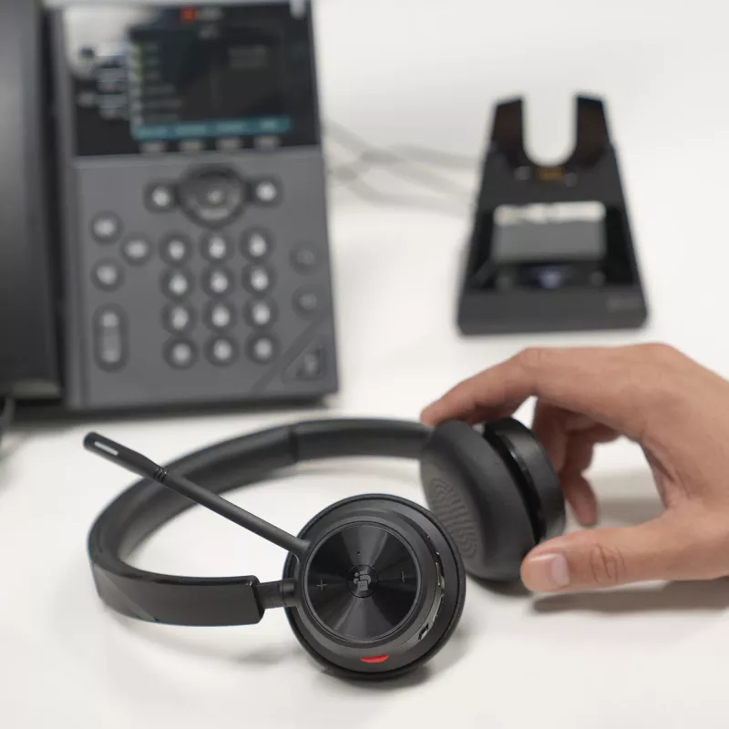 HP Poly Voyager 4320-M +USB-A uz USB-C kabelis +BT700 dongle, Bezvadu, Birojs/Zvanu centrs, 20 - 20000 Hz, 162 g, Austiņas, Melns