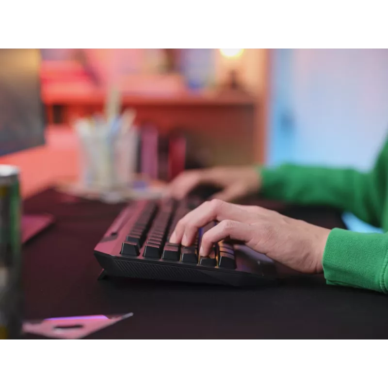 Vadu spēļu klaviatūra TRUST GXT 836 Evocx USB QWERTY US English, RGB fona apgaismojums, plaukstu balsts, 114 taustiņi, 110% izkārtojums