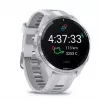Viedpulkstenis GARMIN Forerunner 965 — 47 mm titāna korpuss, 1,4 collu AMOLED, 32 GB, 23 dienu akumulators, GPS/GLONASS/Galileo, balta silikona siksniņa