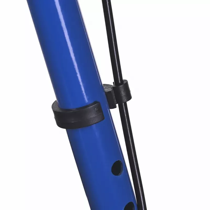 Rehabilitācijas staigulis ActionMed CH100AM — viegls alumīnija 4-riteņu, regulējams augstums 700–937 mm, sēdeklis 35×32 cm, maksimālā slodze 136 kg, salokāms