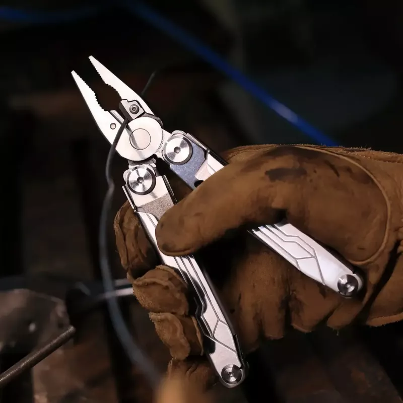 Multitool Nextool Flagship Captain NE20214 — kompakts nerūsējošā tērauda dizains