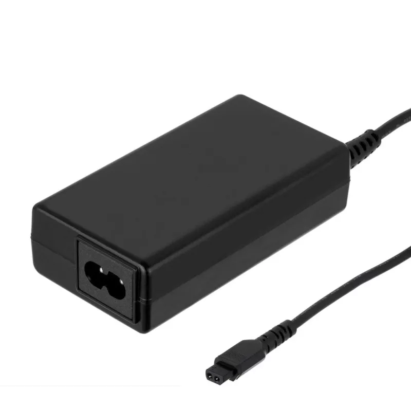 Iekštelpu lādētājs Akyga AK-NU-12 klēpjdatoriem, 65 W, izeja 1–3,5 V, ieeja 18,5–20 V, maiņstrāva, melns