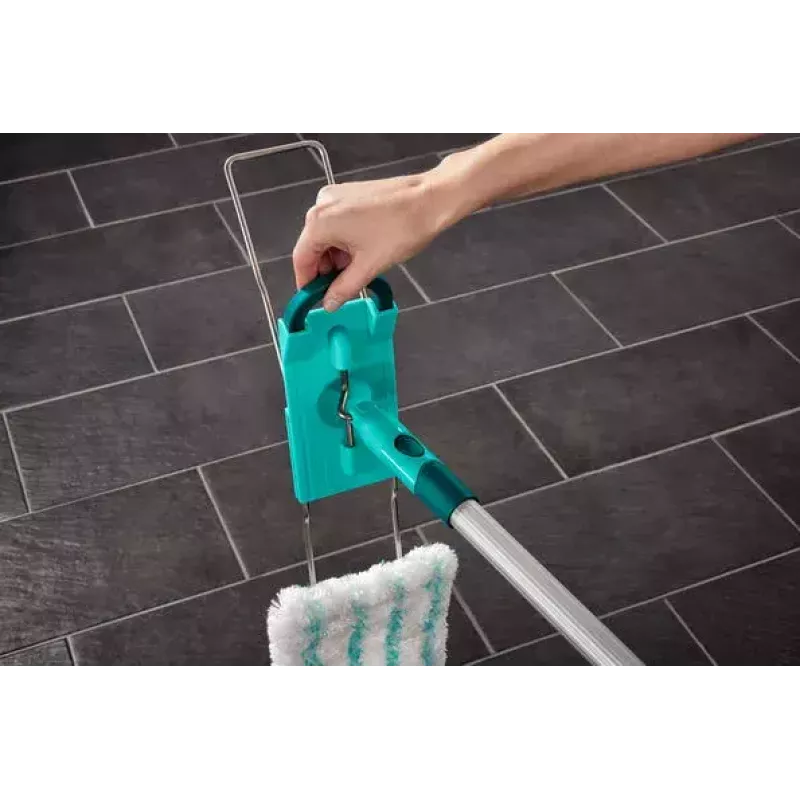 Mop Leifheit 55045 Wet Microfiber — plakans mitrais mops ar mikrošķiedras galviņu grīdu tīrīšanai