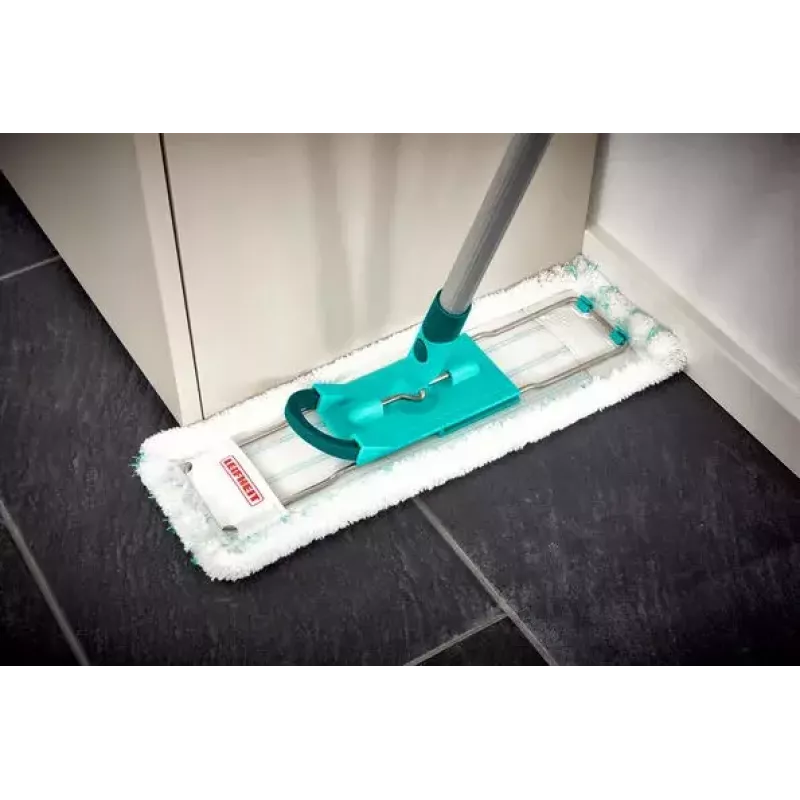 Mop Leifheit 55045 Wet Microfiber — plakans mitrais mops ar mikrošķiedras galviņu grīdu tīrīšanai