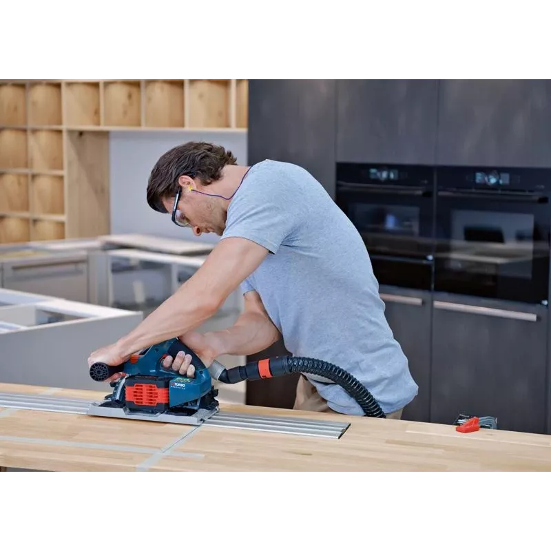 “Bosch Combi-kit 4 instrumenti 18V baterija”
