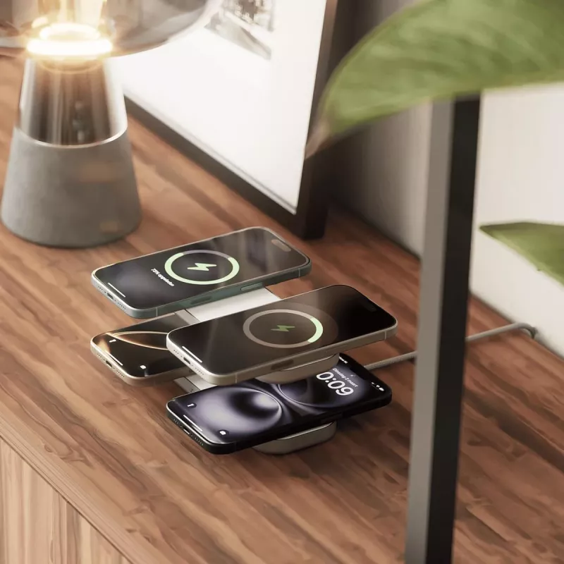 ZENS Quattro Wireless Charger Pro 4 Balts