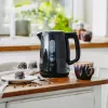 Elektriskā tējkanna Adler AD 1380B — 1,7 L, līdz 2200 W, melna, 360° pamatne