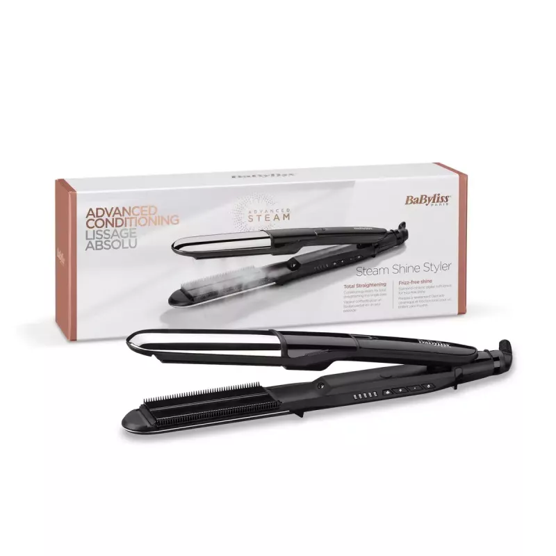 Taisnošanas gludeklis BABYLISS ST496E — tvaika miglas veidotājs, platās keramikas plāksnes 39×100 mm, 150–230°C, 67W, 2,5 m grozāms vads
