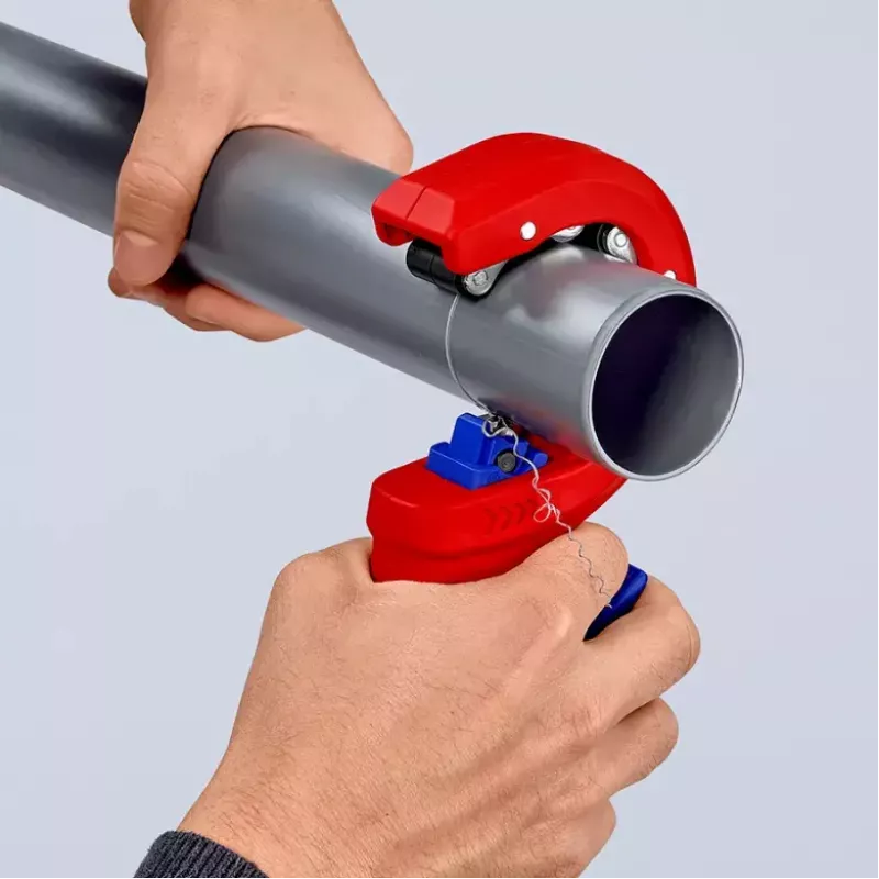 Cauruļu griezējs Knipex 90 23 01 BK tērauda asmens plastmasas rokturis 165mm