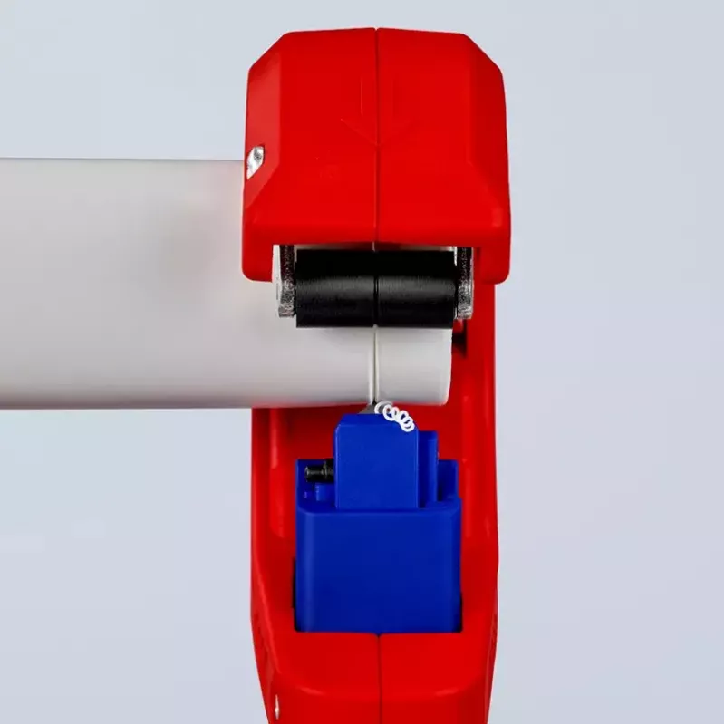 Cauruļu griezējs Knipex 90 23 01 BK tērauda asmens plastmasas rokturis 165mm