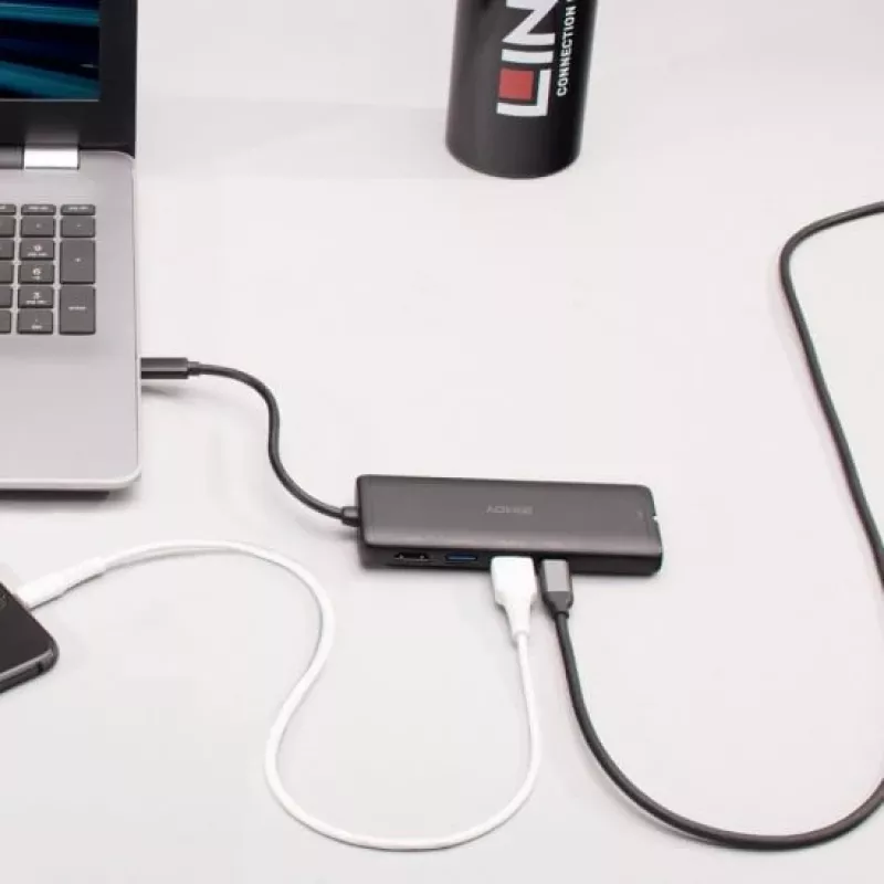 Lindy DST-Mini USB-C klēpjdatora mini dokstacija ar 4K atbalstu un 100 W caurlaides uzlādi