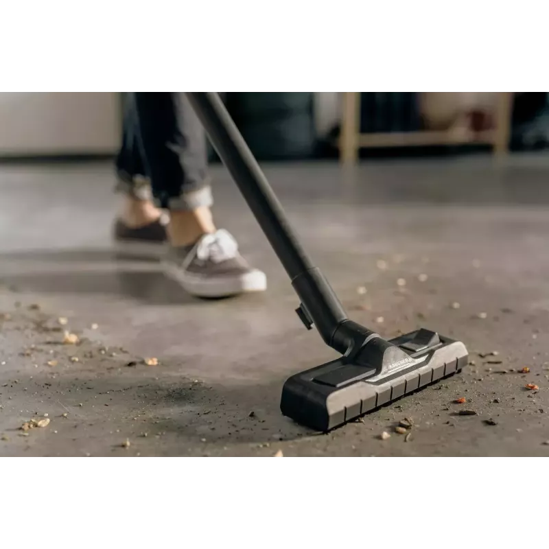Slapjais un sausais putekļsūcējs Karcher WD 5 V-25/5/22, 25 L, 1100 W, 5 m kabelis, 2,2 m šļūtene