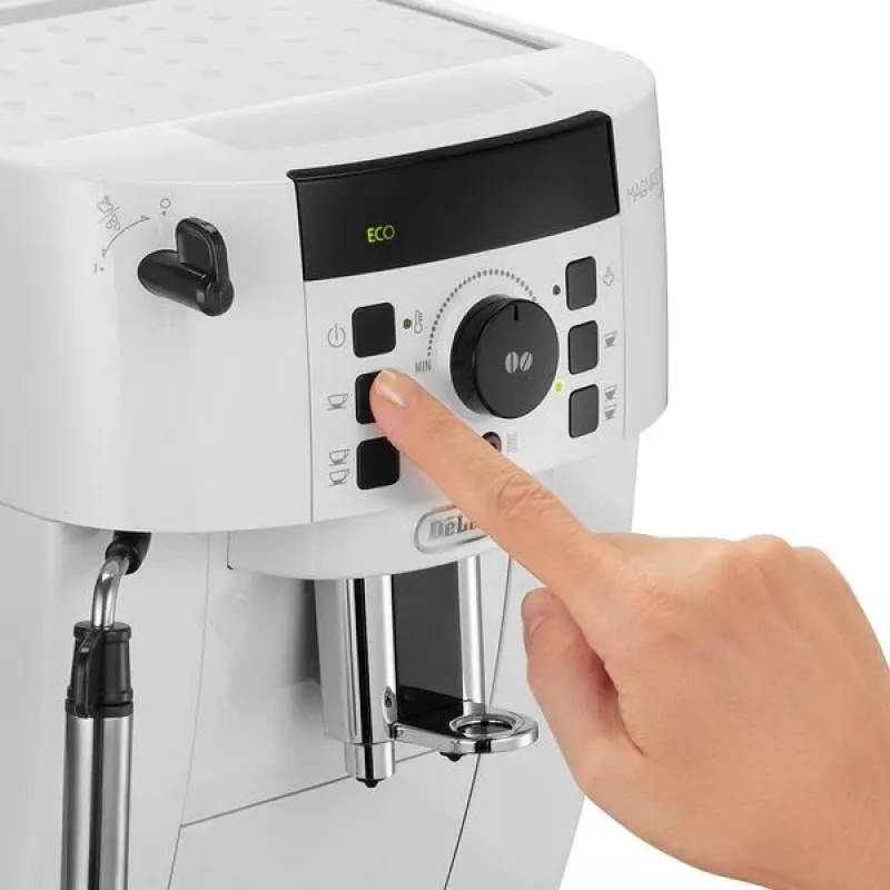 Kombinētais espresso automāts De’Longhi Magnifica S ECAM 21.117.B 1,8 l ūdens tvertne, 250 g pupiņu tvertne, 15 bāri