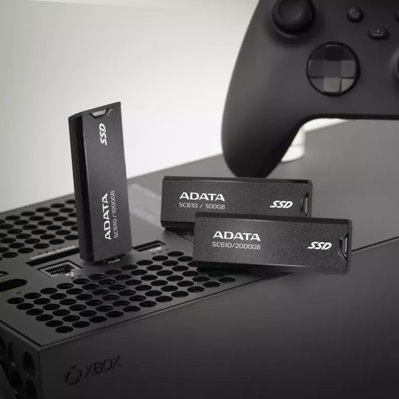 USB zibatmiņa ADATA SC610 1 TB, USB Type-A, USB 3.2 Gen 2, piedurknes formas faktors, melna, plastmasas korpuss