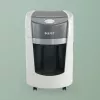 Leitz IQ OptiMax Small Office 350 Micro Cut papīra smalcinātājs, drošības līmenis P5, 22L - Balts