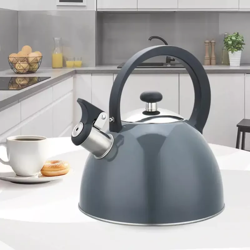Elektriskā tējkanna Maestro MR-1302-pelēka 2.5 L nerūsējošais tērauds, pelēks korpuss, svilpe, pieskarei drošs rokturis
