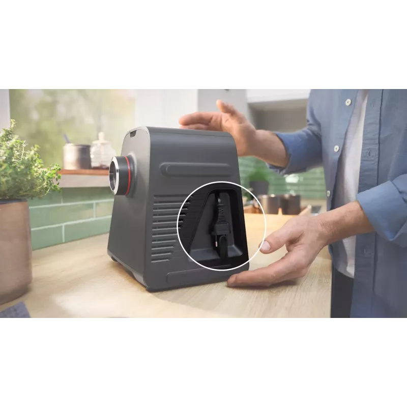 Gaļas maļamā mašīna Bosch Serie 4 MFWS450B 500 W, 2.5 kg/min, 2 ātrumi, melna