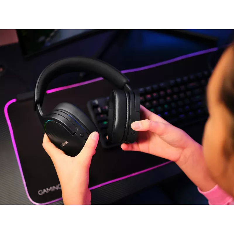 Trust GXT 491 Fayzo austiņas, ar vadu un bezvadu, galvas stīpa, spēlēm, USB Type-C, Bluetooth, melnas
