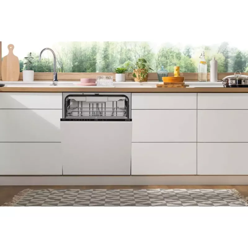 Iebūvējamā trauku mazgājamā mašīna Gorenje GV16D5 — 16 galda klājumu komplekti, 44 dB, nerūsējošais tērauds, 7 temperatūras iestatījumi