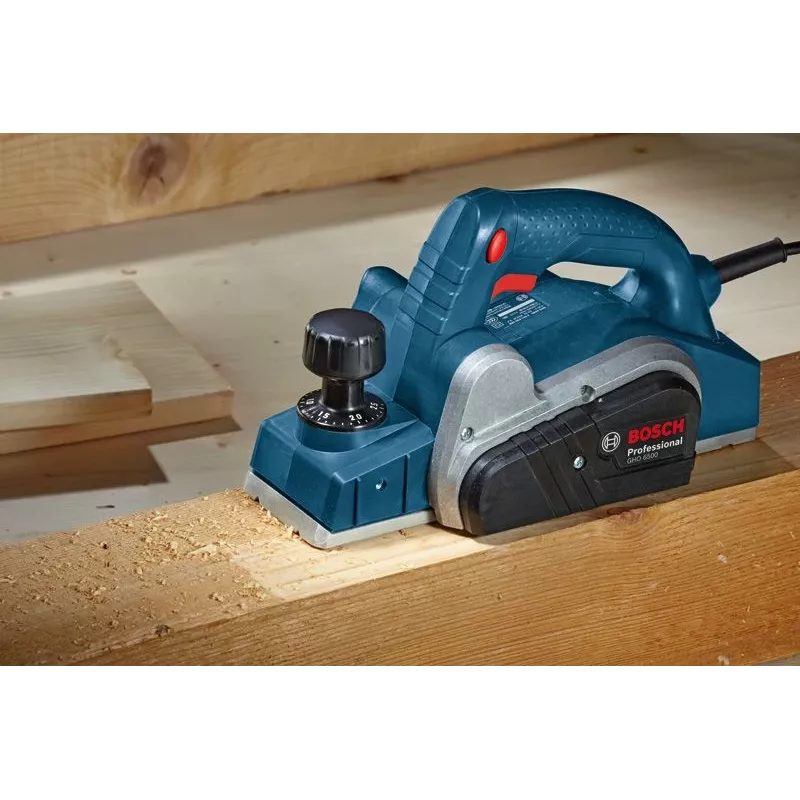 Bosch GHO 6500 Melns, zils, metāliskais 16500 RPM 650 W