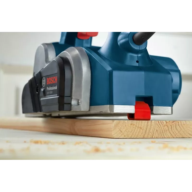 Bosch GHO 6500 Melns, zils, metāliskais 16500 RPM 650 W