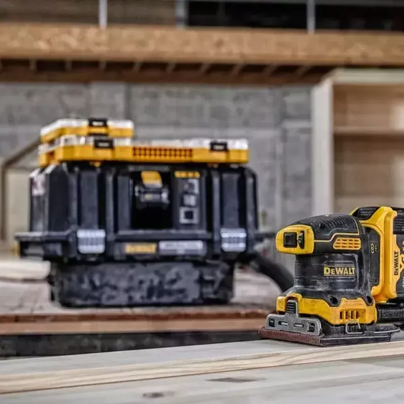 Lokšņu slīpmašīna DeWalt DCW200NT-XJ, bezvada, 18 V, bezsuku, 1 kg, 8000–13 500 OPM, 1,6 mm orbīta, putekļu ports, pārnēsāšanas futrālis