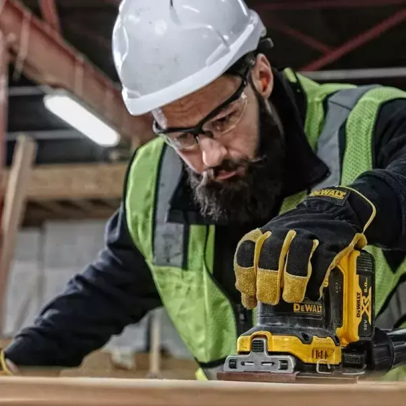 Lokšņu slīpmašīna DeWalt DCW200NT-XJ, bezvada, 18 V, bezsuku, 1 kg, 8000–13 500 OPM, 1,6 mm orbīta, putekļu ports, pārnēsāšanas futrālis