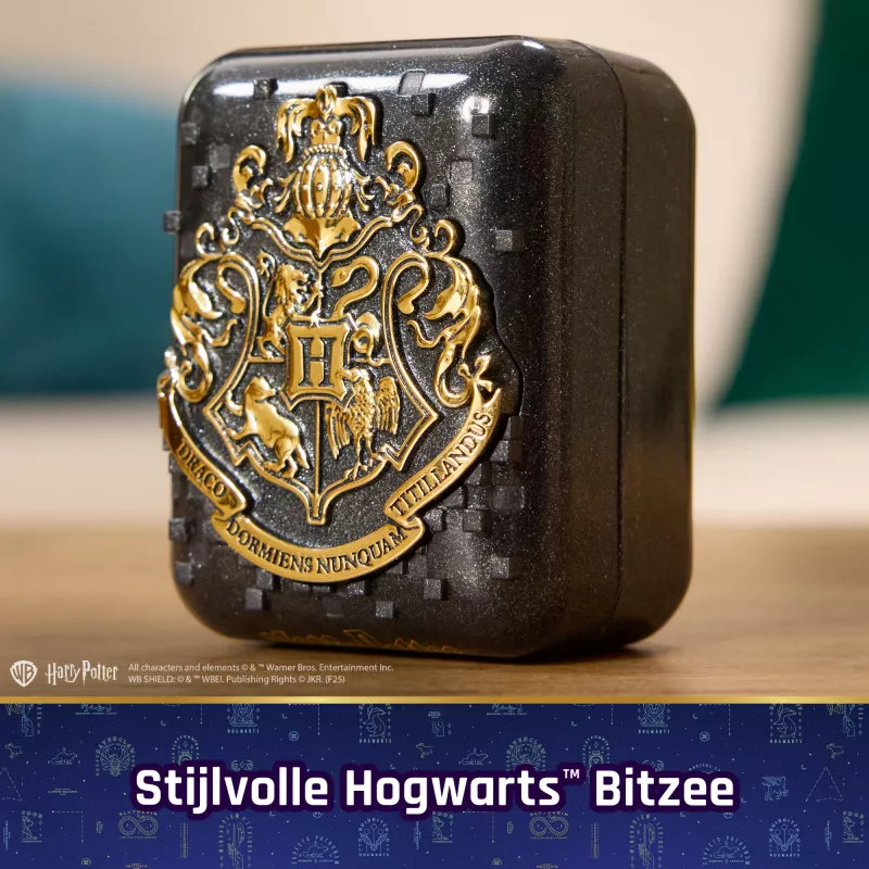 Wizarding World Harry Potter, Bitzee interaktīvā rotaļlieta ar 20 tēliem iekšpusē, lieliski piemērota Lieldienu dāvanām, digitālais mājdzīvnieks reaģē uz vilkšanu, slīpumu un pieskārieniem