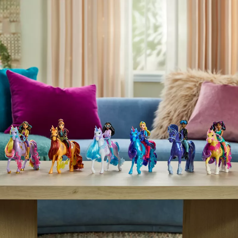 Usorteret Unicorn Academy Ava & Leaf Power of Friendship mini leļļu komplekts ar caurspīdīgiem segliem un 2 aksesuāriem, 168 mm, plastmasa