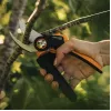 Atzarošanas šķēres Fiskars X-Series L P961 — apvada tipa, tērauda asmens, griešanas jauda 2,6 cm, garums 222 mm