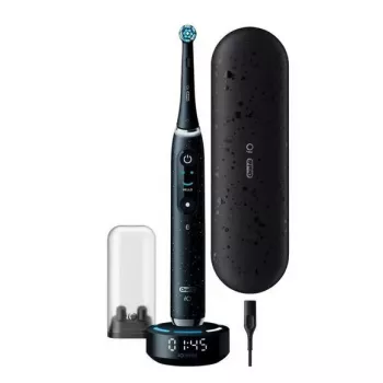 Oral-B iO iO10 pieaugušo rotējošā zobu birste melnā krāsā