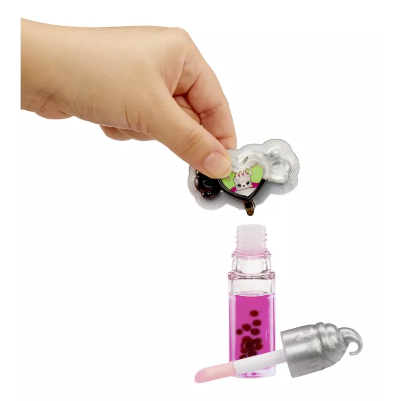 MGA Entertainment Yummiland Lūpu spīduma lelle Sour Sweeties - Misty Cakes