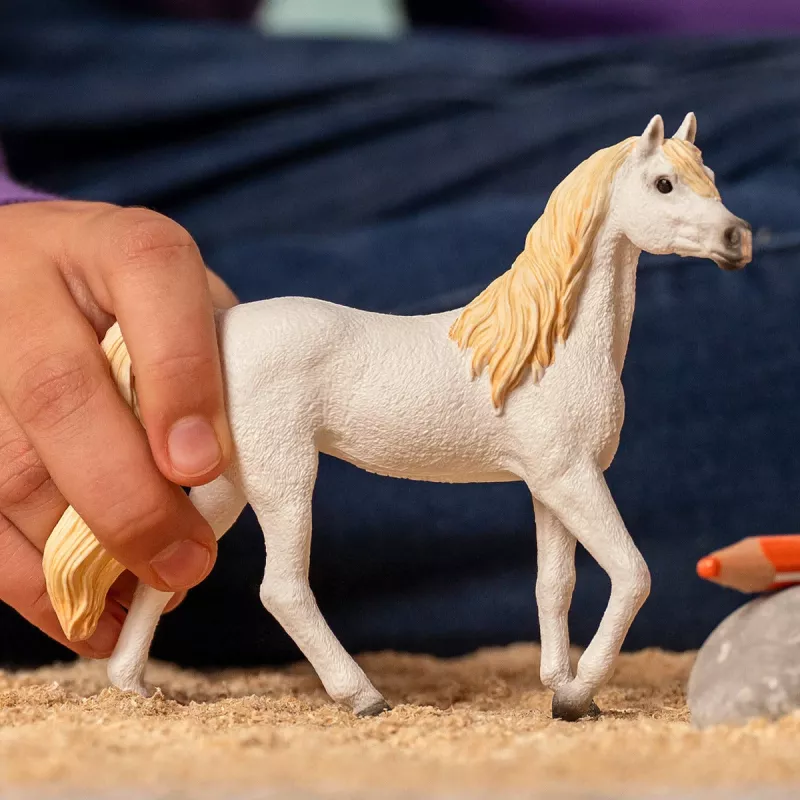 Schleich Horse Club Arābu ķēve Melna Blonda Balta 13983S