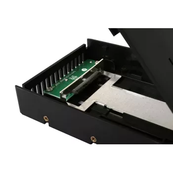 ICYDOCK EZConvert Viegls 2,5 inch uz 3,5 inch SATA SSD/HDD pārveidotājs/montāžas komplekts — 1. versija