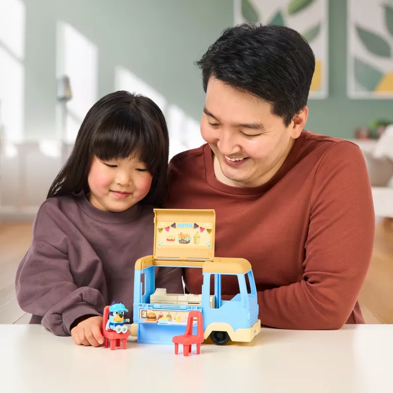 Rotaļlietu komplekts TMTOYS Moose Toys MS18919 — Bluey kafejnīcas rotaļlietu komplekts, plastmasa, daudzkrāsu, vecumam no 3 gadiem