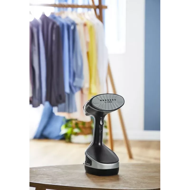 Tefal Acces Steam Force DT8250 rokas apģērbu tvaikonis 0.2 L 2000 W melns