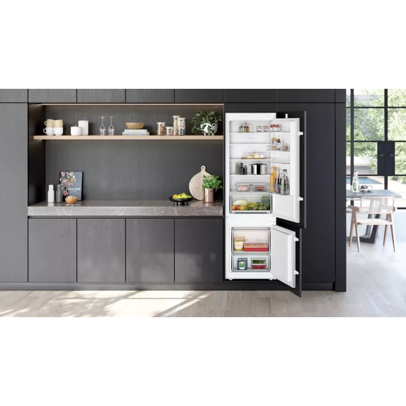 Siemens iQ100 KI87VNSE0 ledusskapis-sal dētava Iebūvēts 270 L Balts